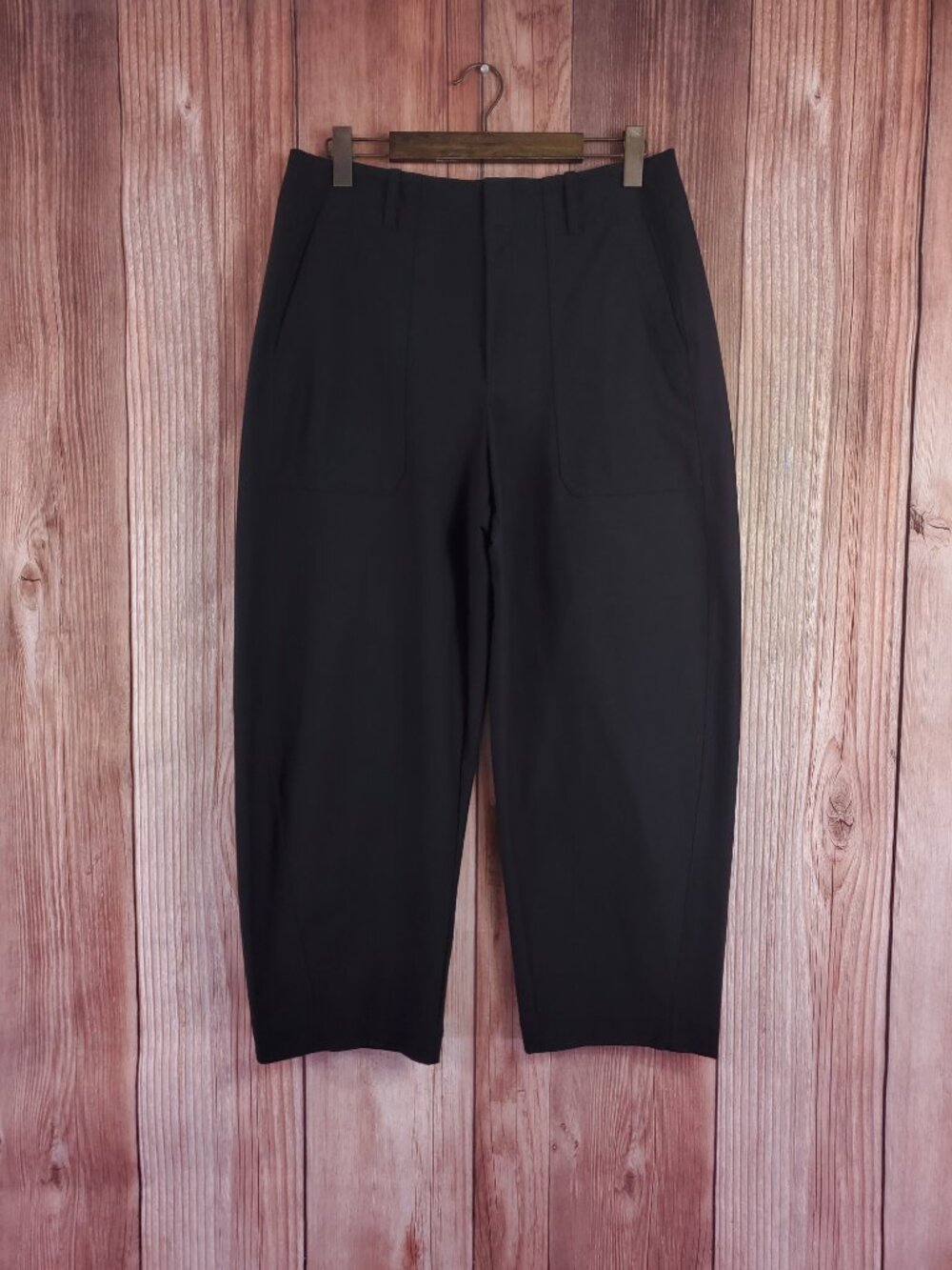 Athleta Skyline High Rise Barrel Leg Pants Womens 14 High Rise Stretch 650012
